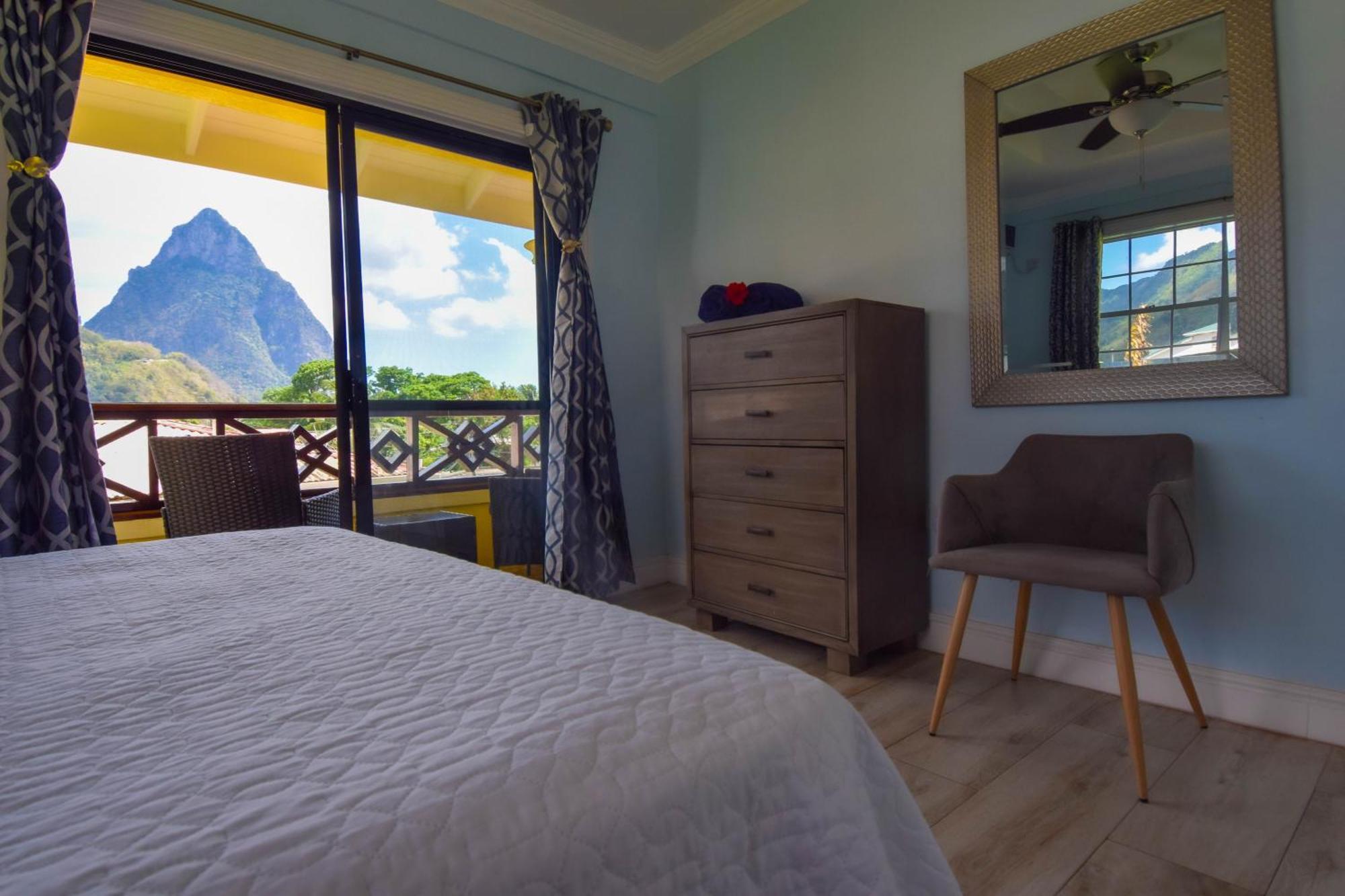 Apartment Soleil- Because Location Really Is Everything! Soufriere Exterior photo